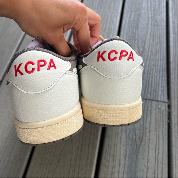 KCPA Men’s Sneakers - Picture 5 of 8